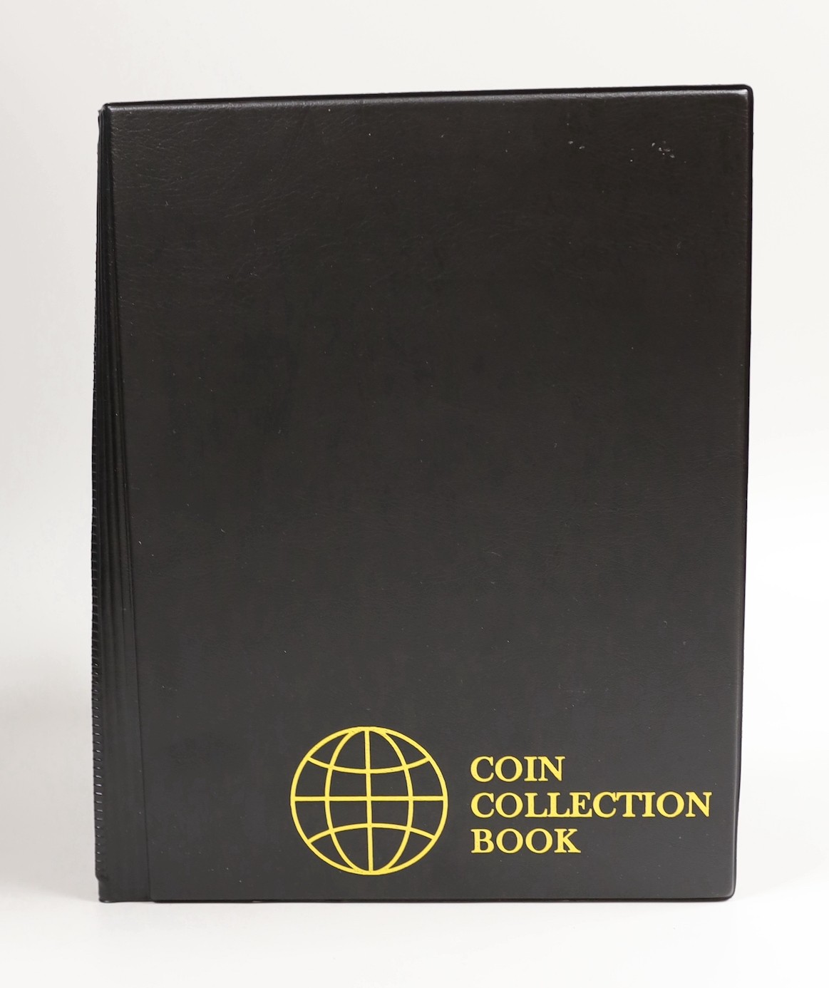 A collection of 20th century coinage